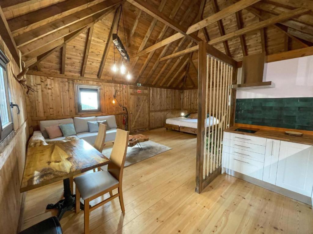Mountain Eco Shelter 2 호텔 푼샬 외부 사진